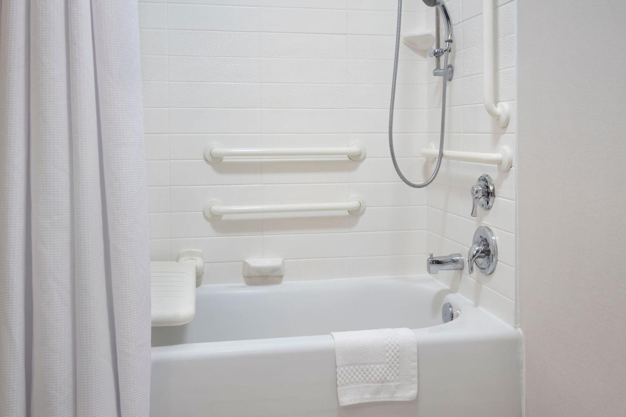 Fairfield Inn & Suites By Marriott Watertown Thousand Islands Kültér fotó